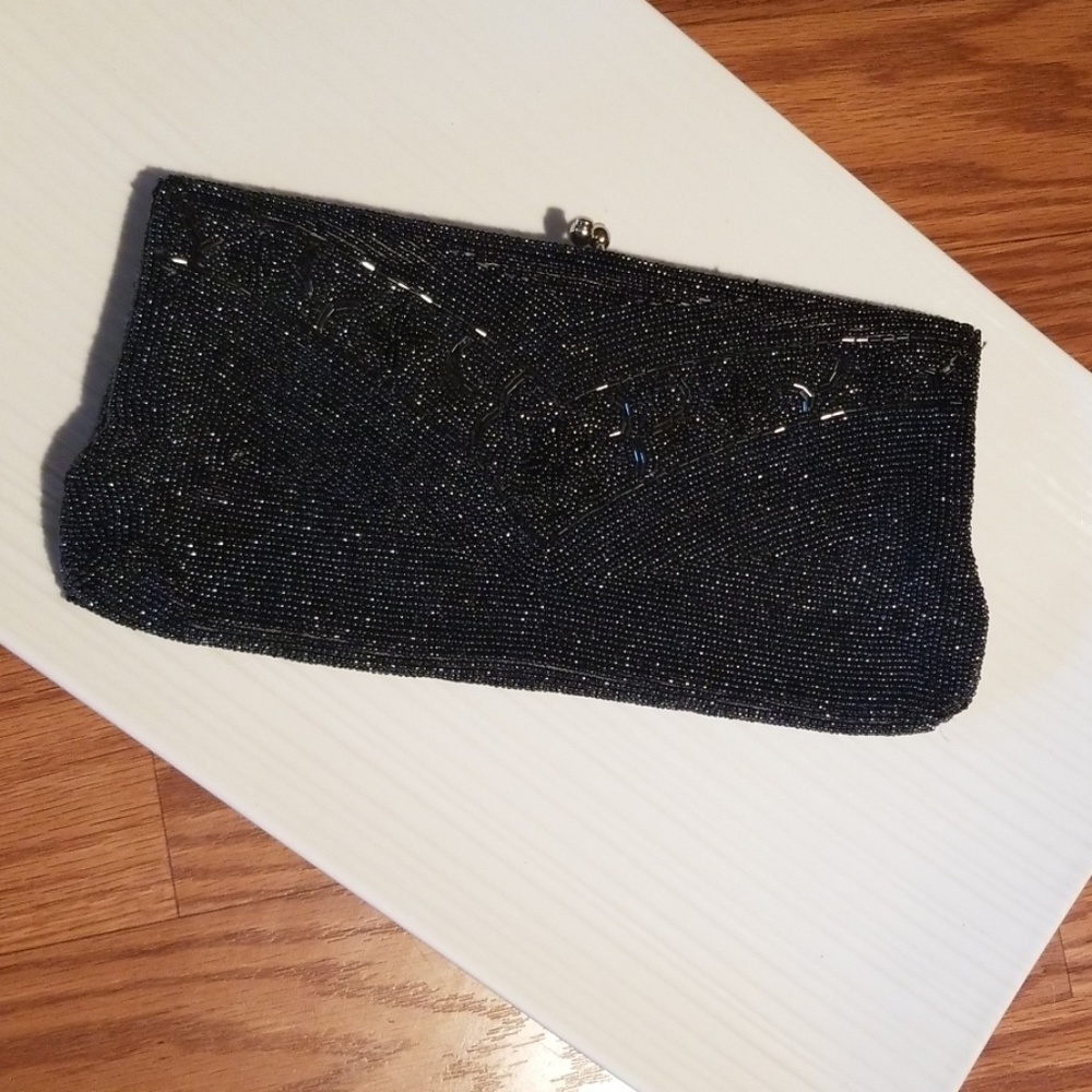 Richere hand beaded‎ clutch 1960
